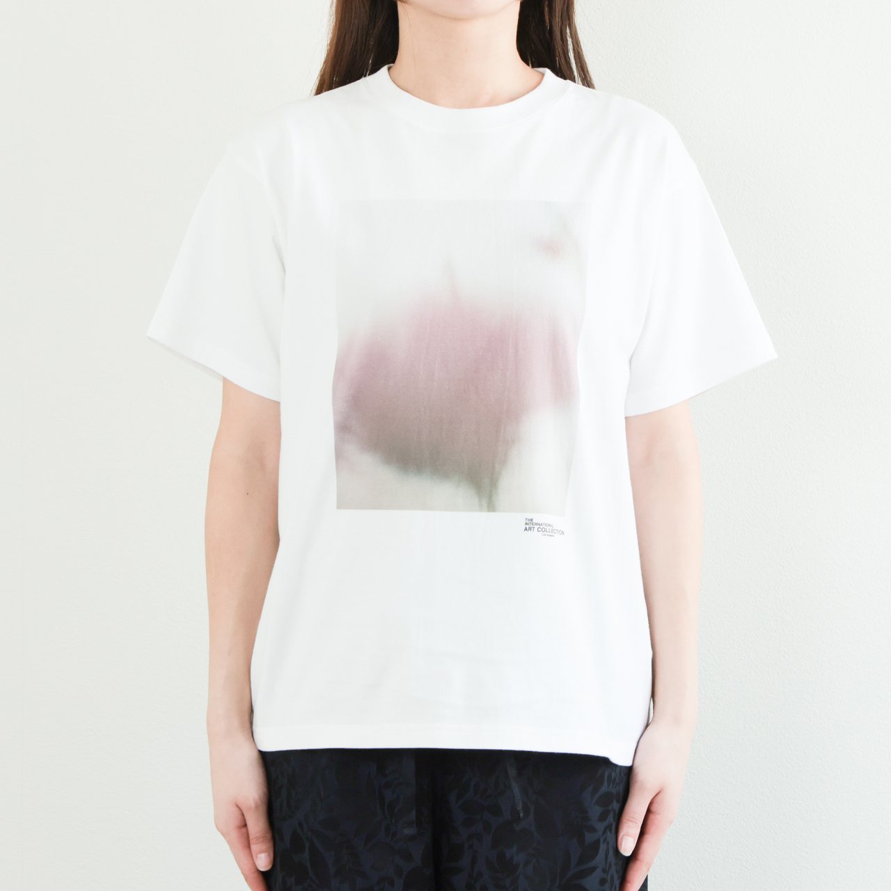 THE INTERNATIONAL ART COLLECTION インターナショナル アート